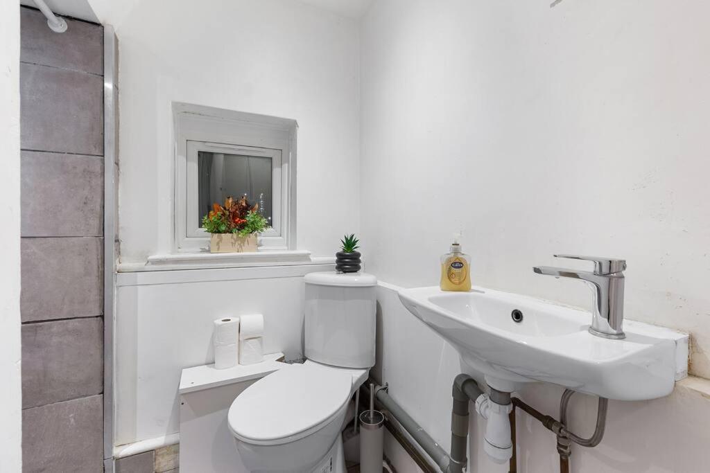 Apartment Near Kings Cross Sleep 12 Sp7 *