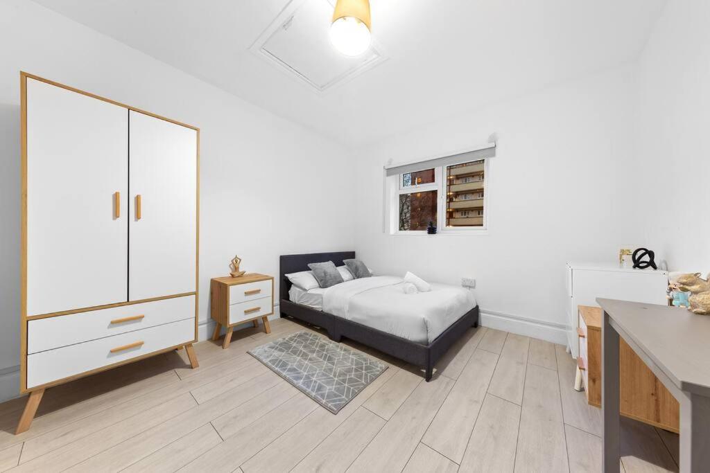 Near Kings Cross Sleep 12 Sp7 Apartment *