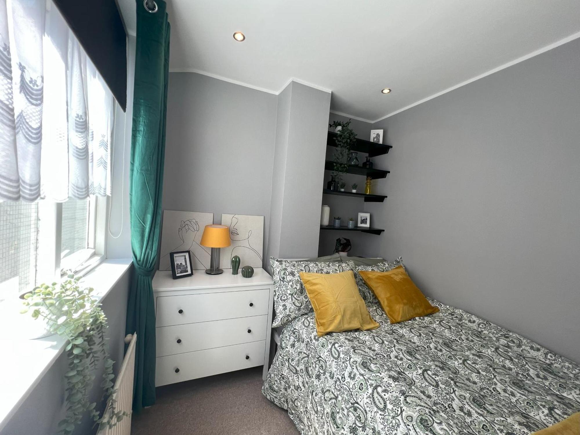 Two Bedroom Flat In Londres