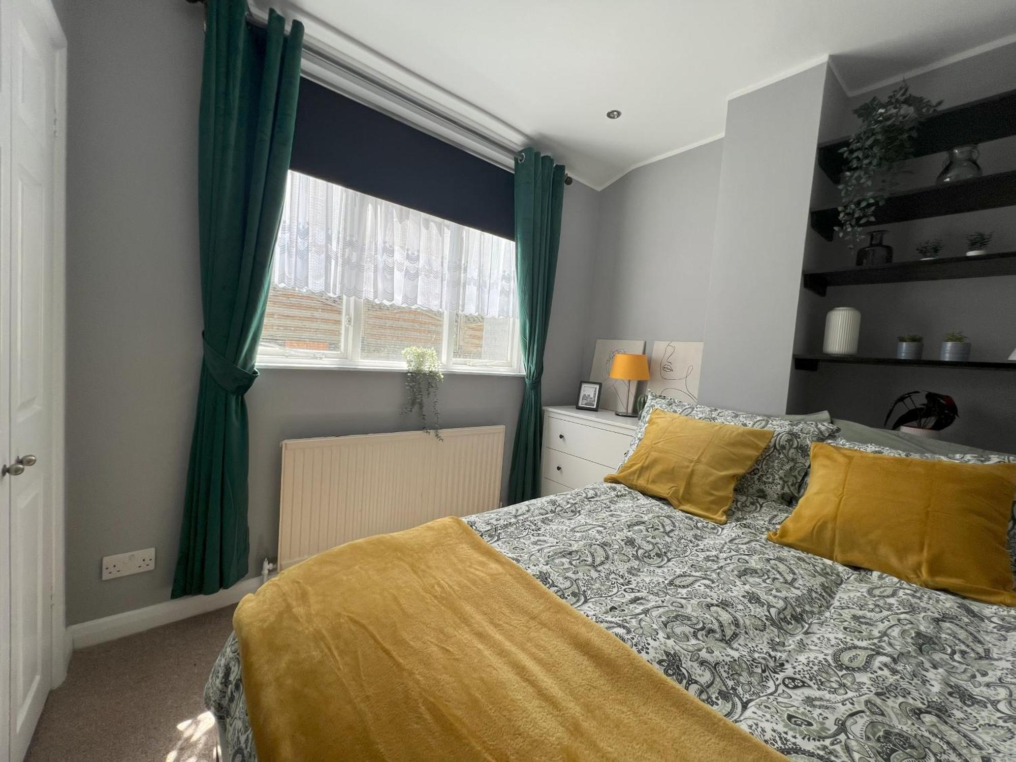 Appartement Two Bedroom Flat In *