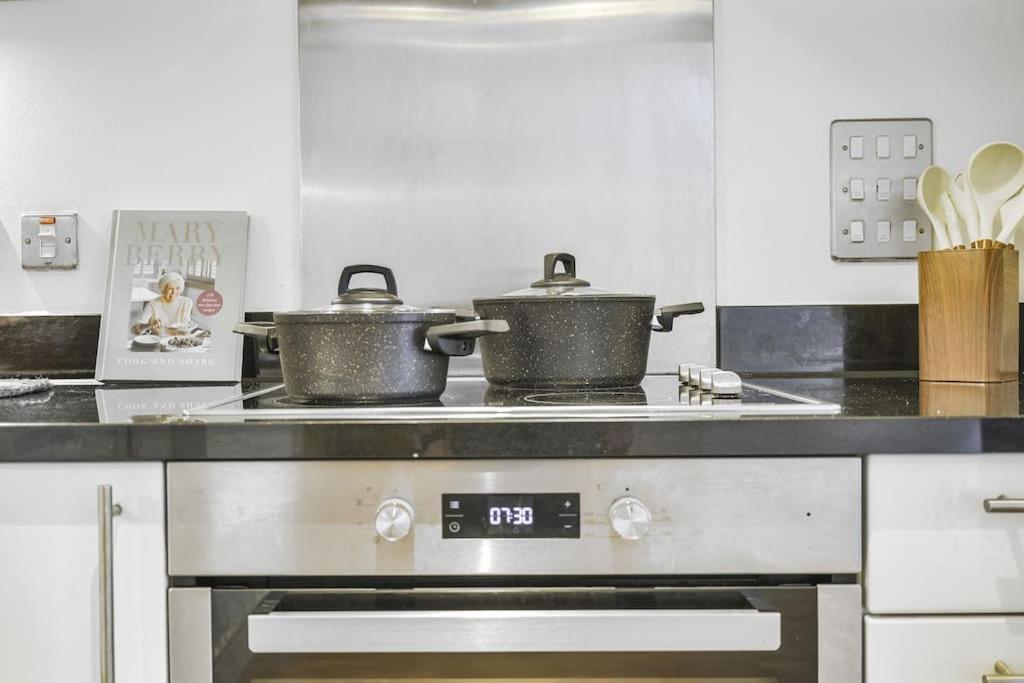 Luxurious 2-bedroom Apartamento Londres