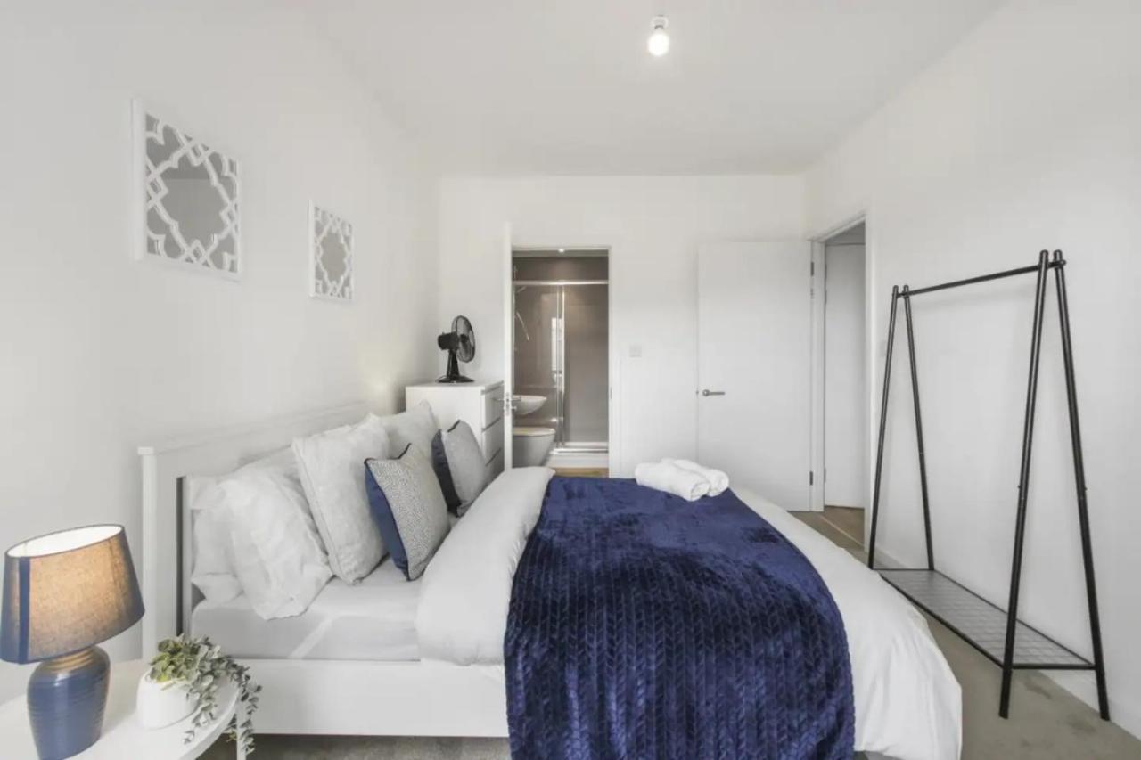 Centrally Located - Modern - 2bed - 2bath Apartamento Londres