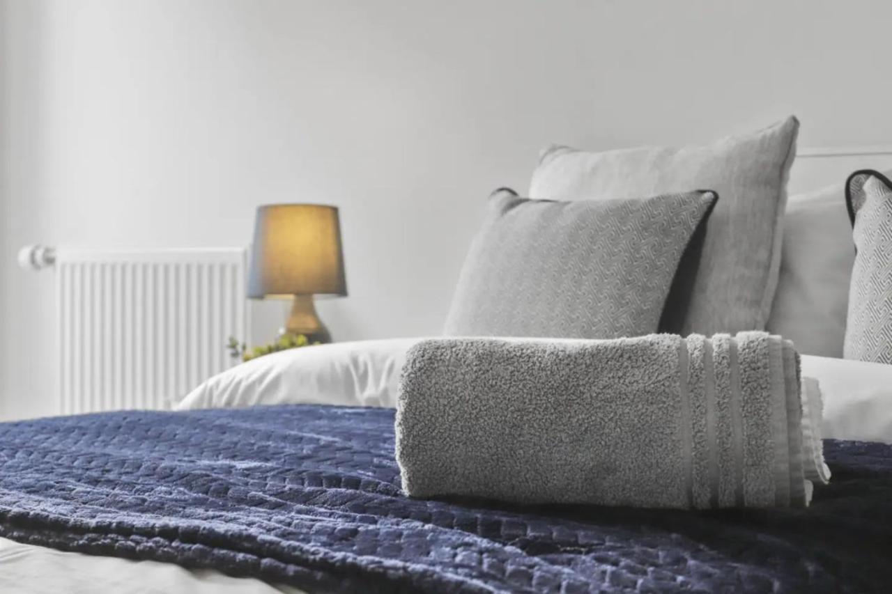Centrally Located - Modern - 2bed - 2bath Apartamento Londres