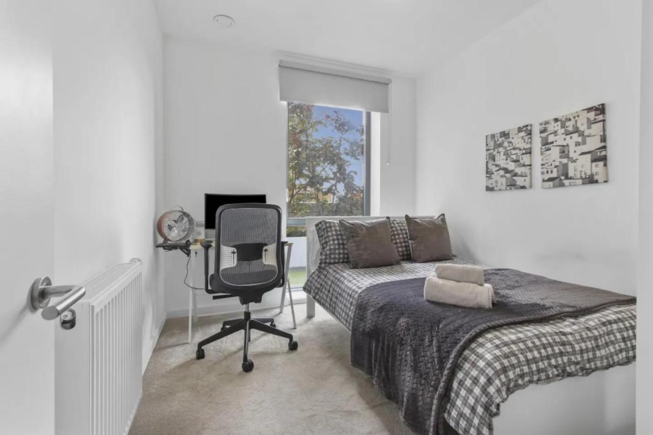Apartamento Centrally Located - Modern - 2bed - 2bath *