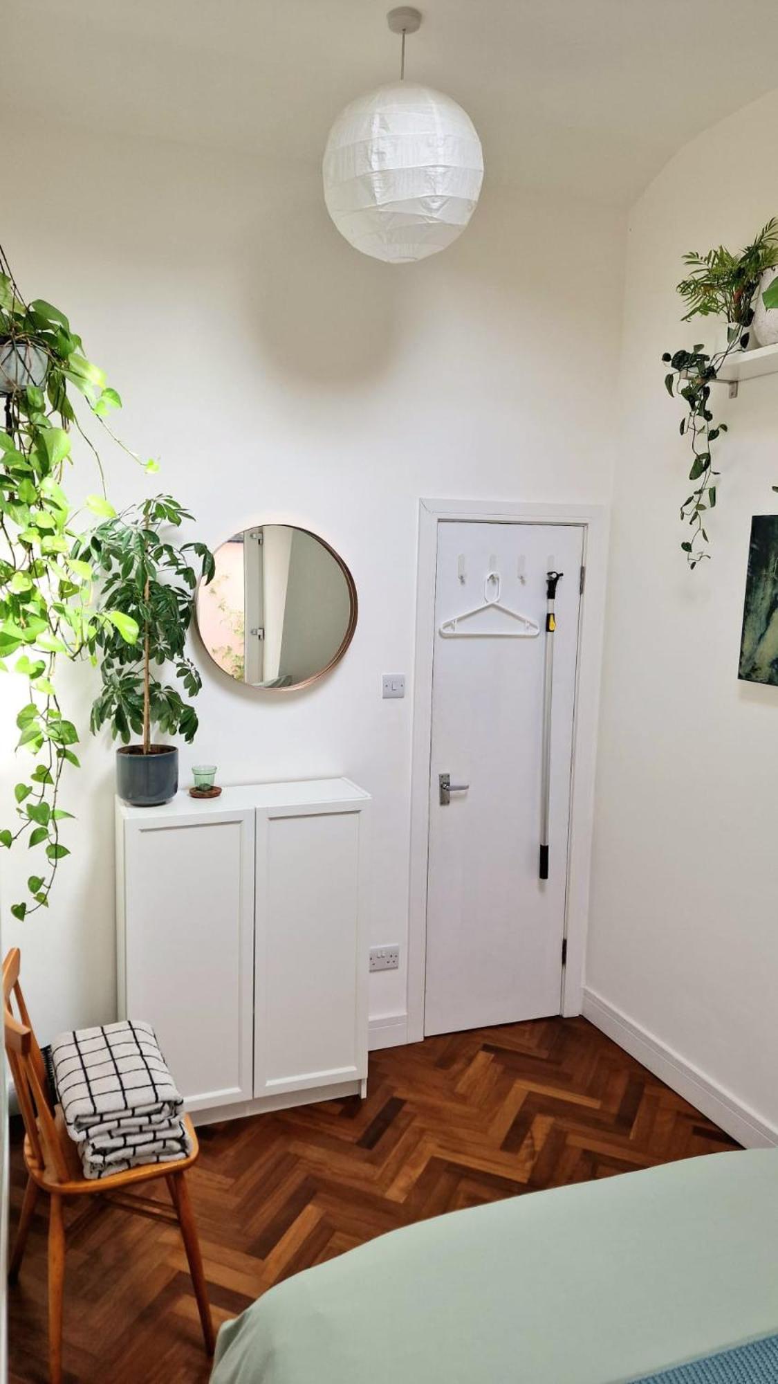 Hospedagem domiciliar Charming Bedroom In Artist Studio Londres