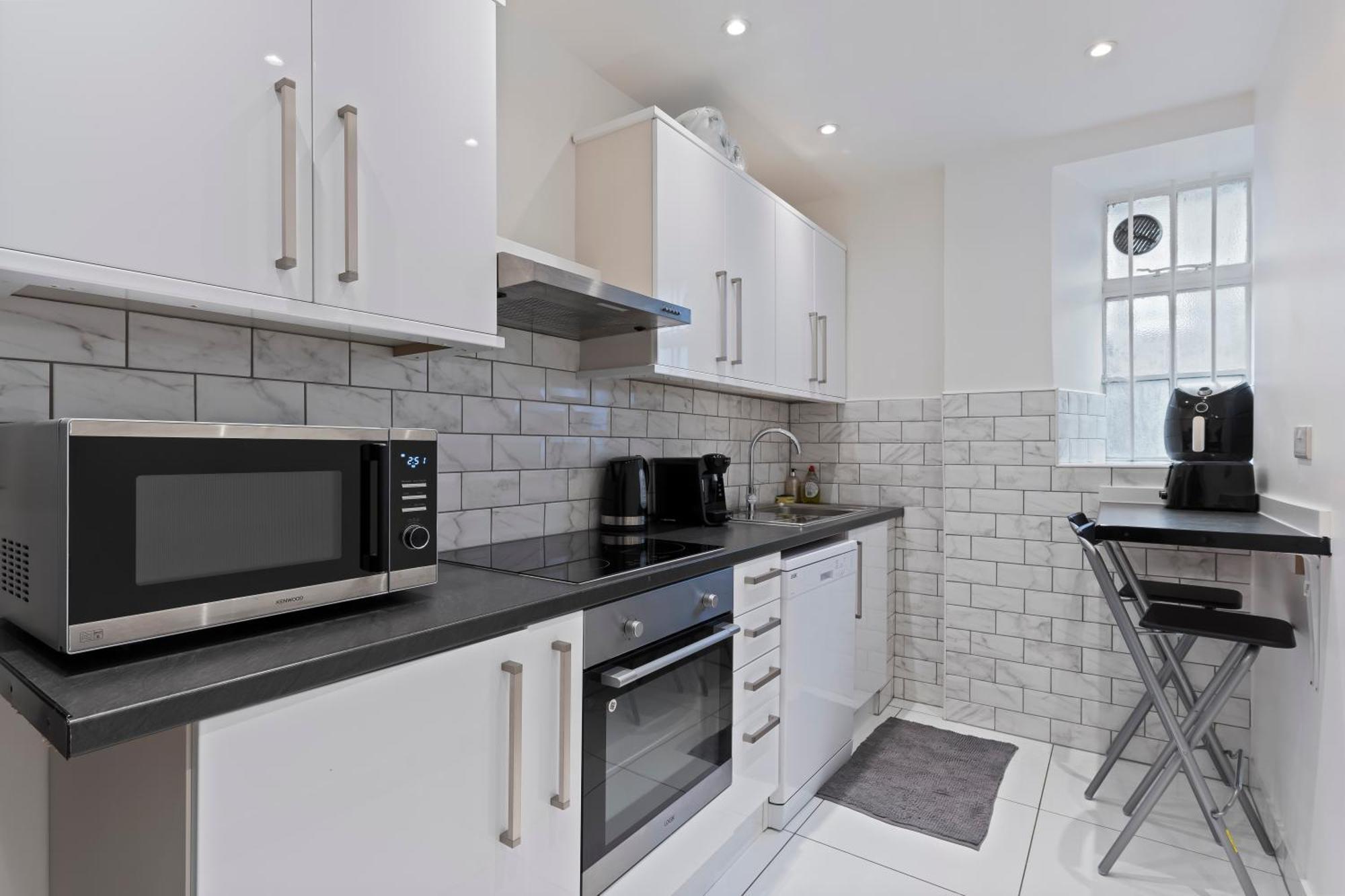 Sparkle 1bed Flat Step Away Hyde Park And Oxford Street Appartement Londen