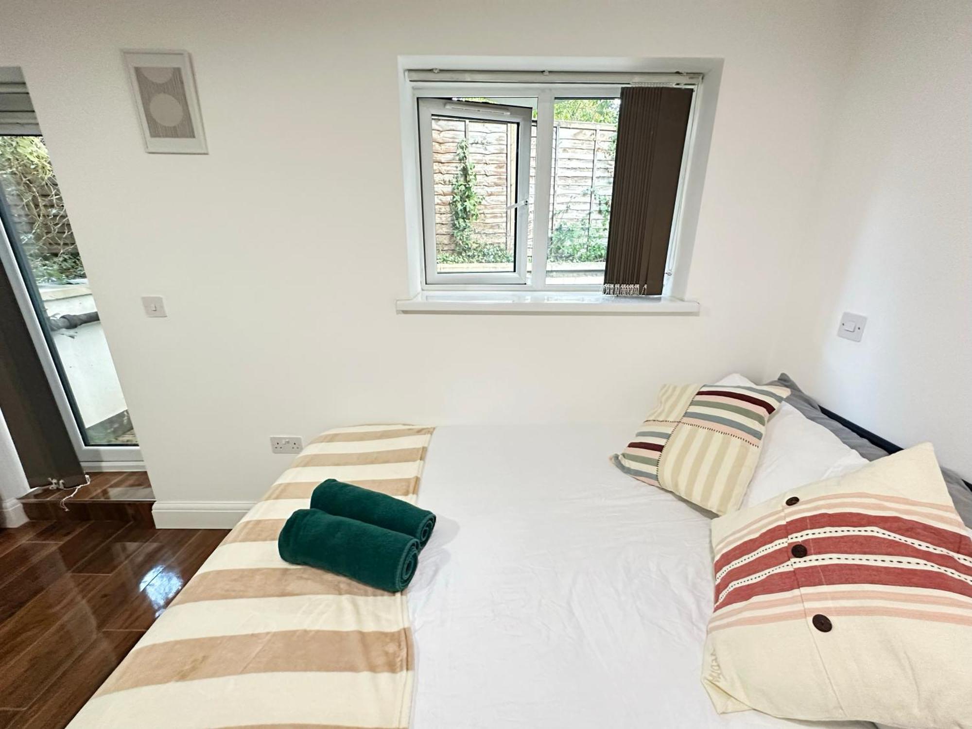 Juniper Alexandra Palace Serviced Apartments, By Edens *