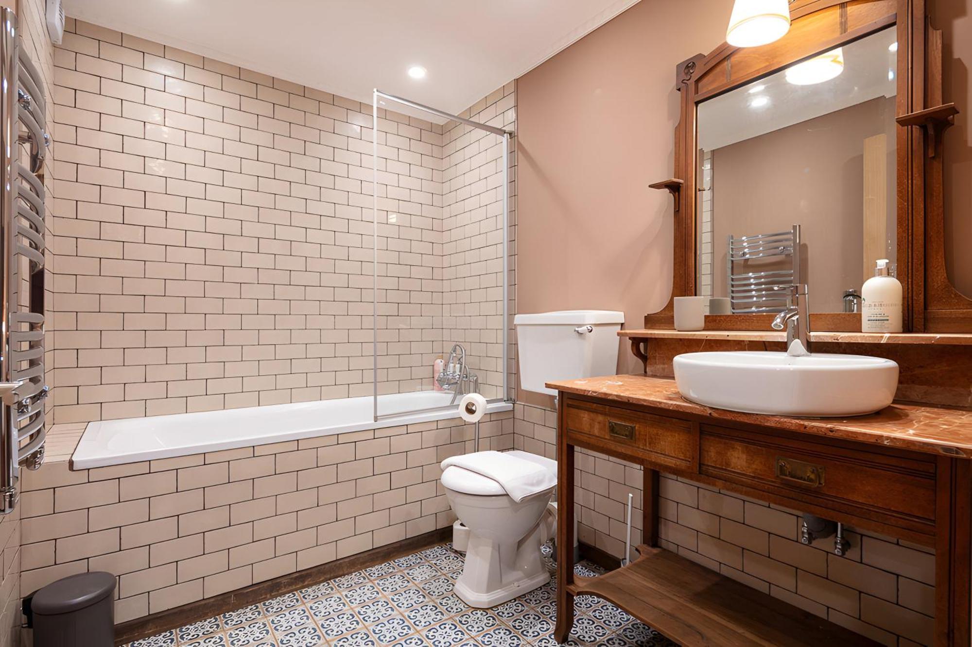 Impressive 5beds House In South Kensington London