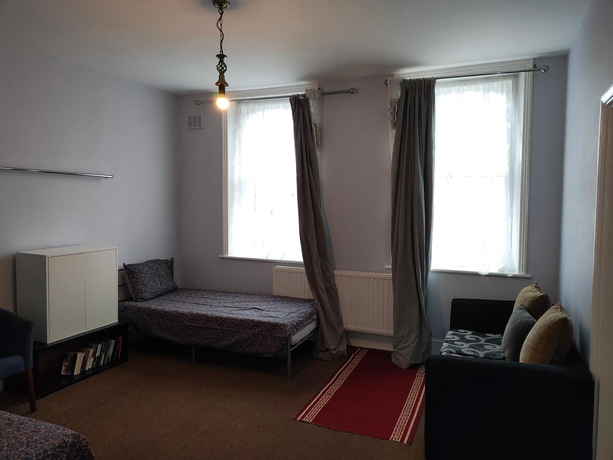 The Highbury & Islington 2 Single Beds * Londres