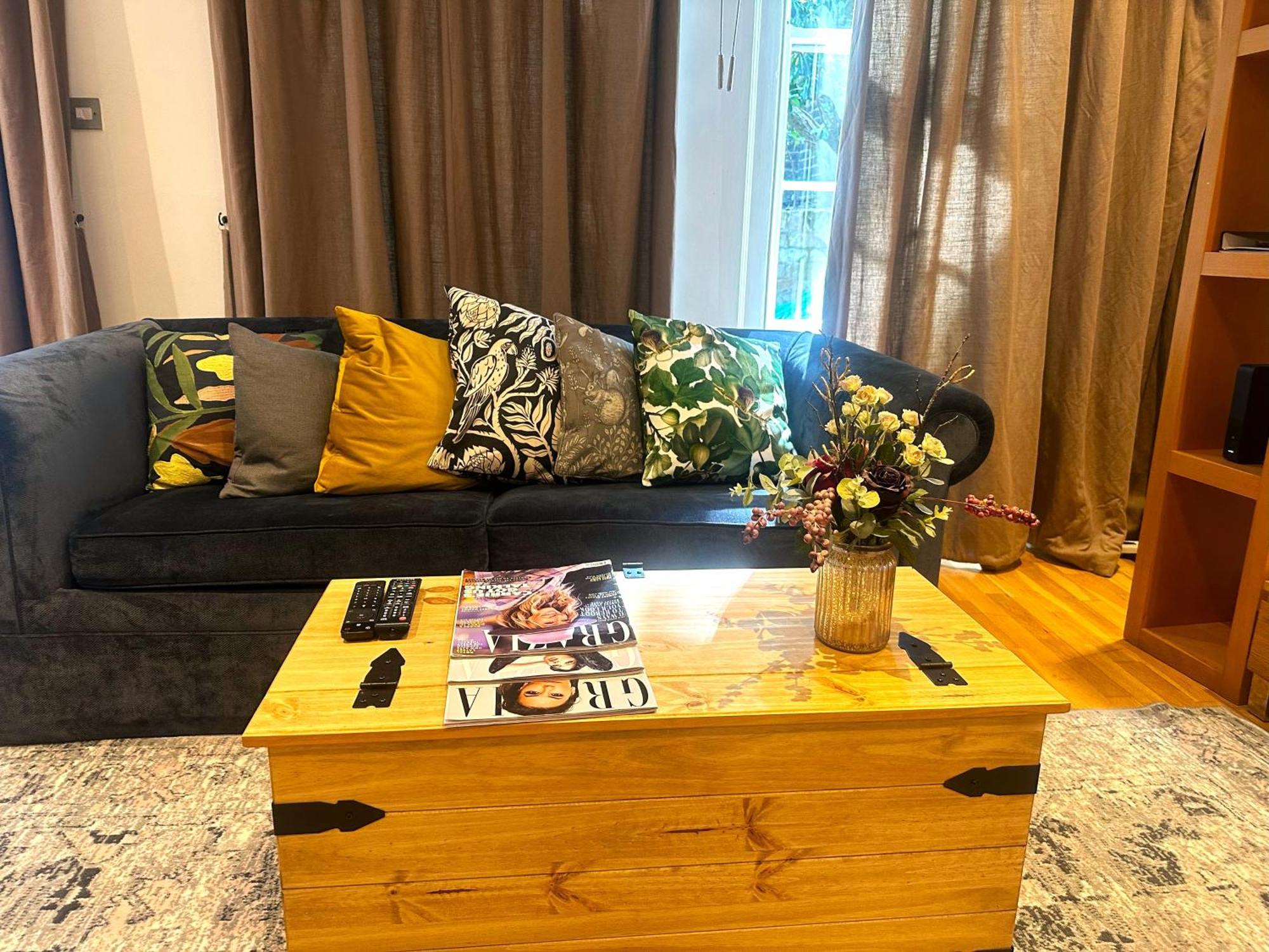 Charming Comfy By Kensington Londres