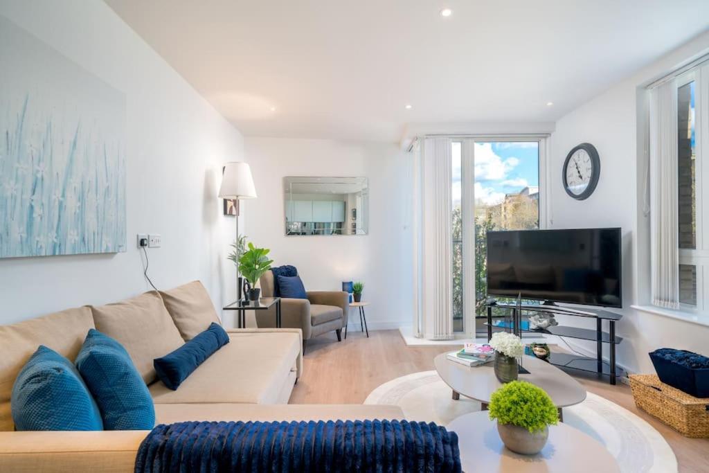 Luxury Kew Bridge Balcony Free Parking Appartement Londres
