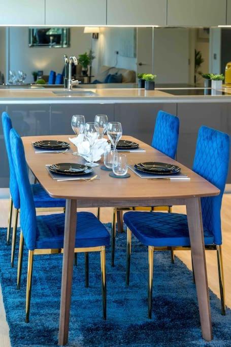 Luxury Kew Bridge Balcony Free Parking Appartement Londres