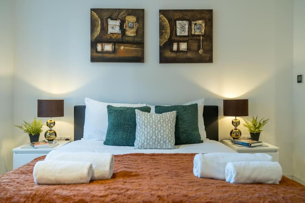 Luxury Kew Bridge Balcony Free Parking Appartement Londres