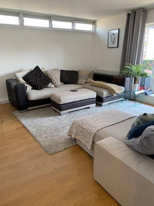 Lovely Spacious Next Hyde Park Appartement