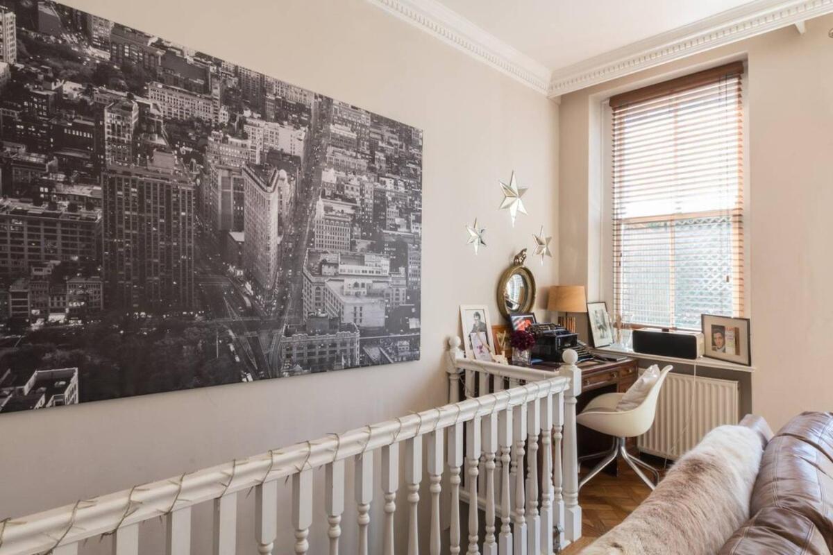 Stylish 1-bed With A Roof Terrace Appartement Londres