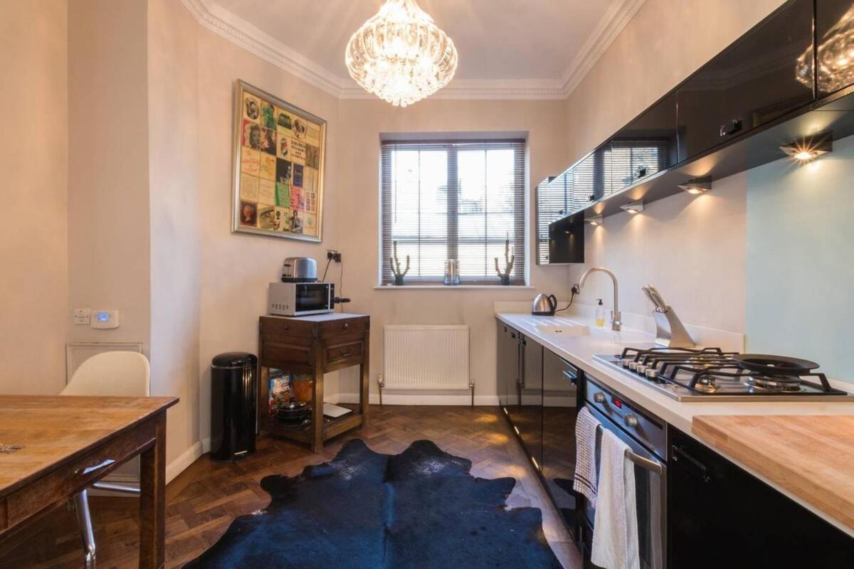 Stylish 1-bed With A Roof Terrace Appartement