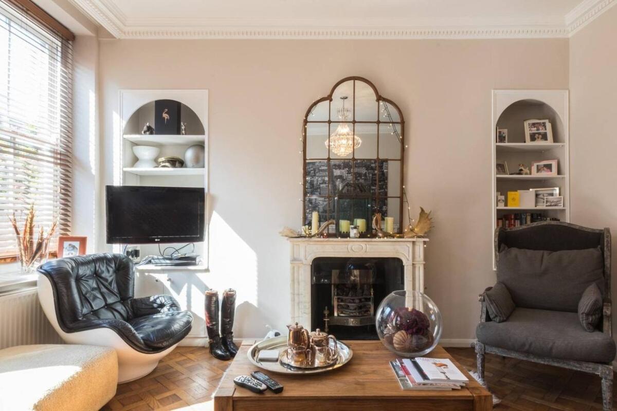 Stylish 1-bed With A Roof Terrace Londres