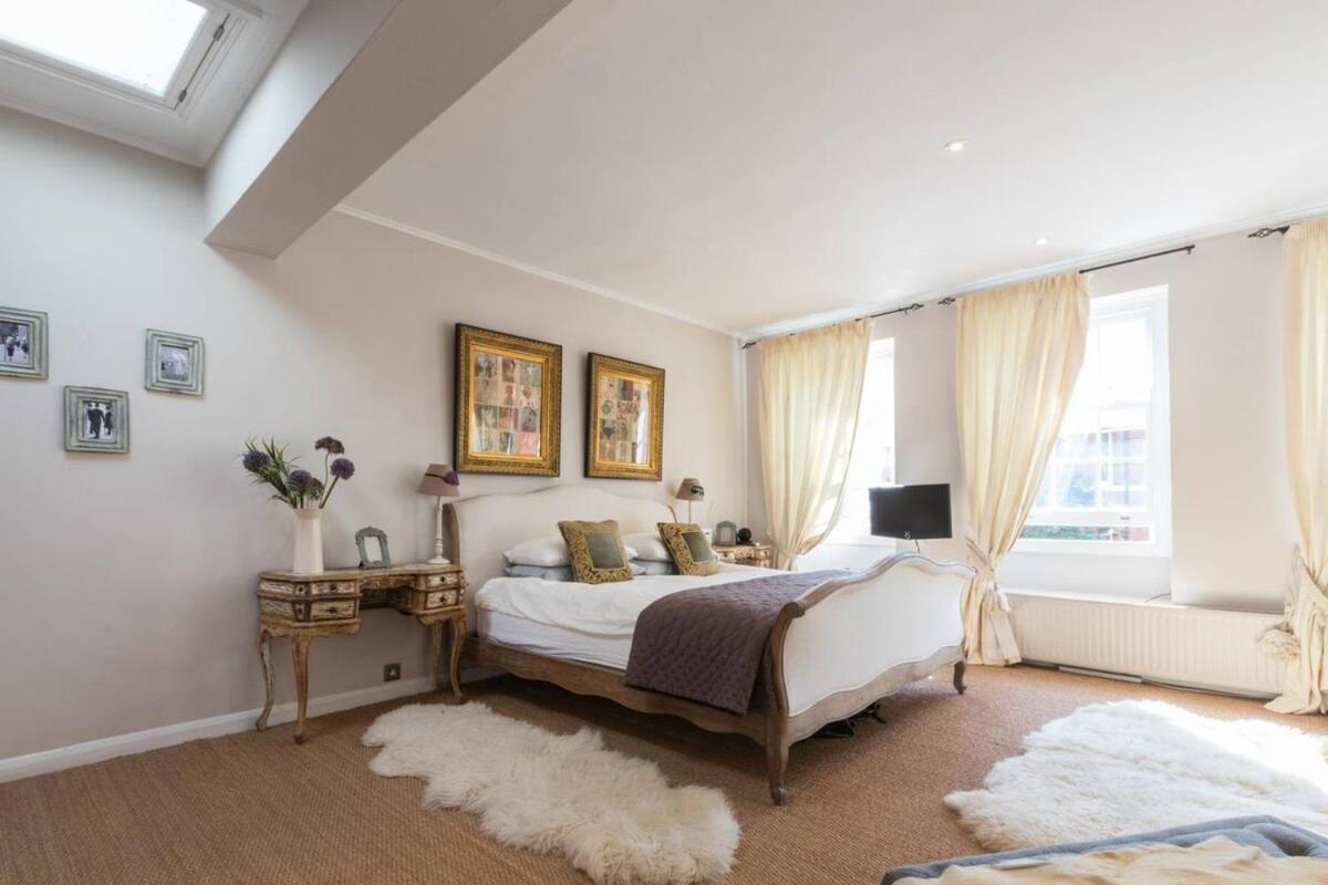 Stylish 1-bed With A Roof Terrace Appartement Londres