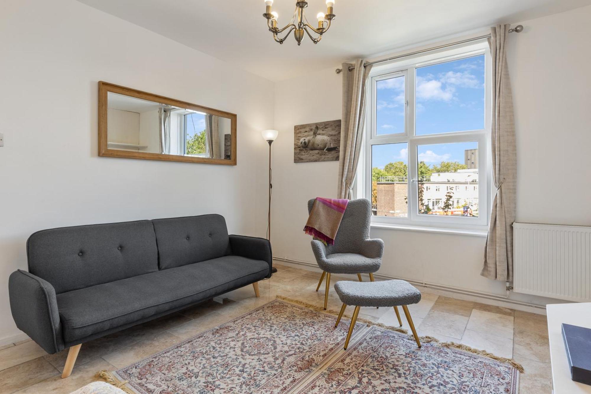 Spacious 3 Bedroom Near Attractions *