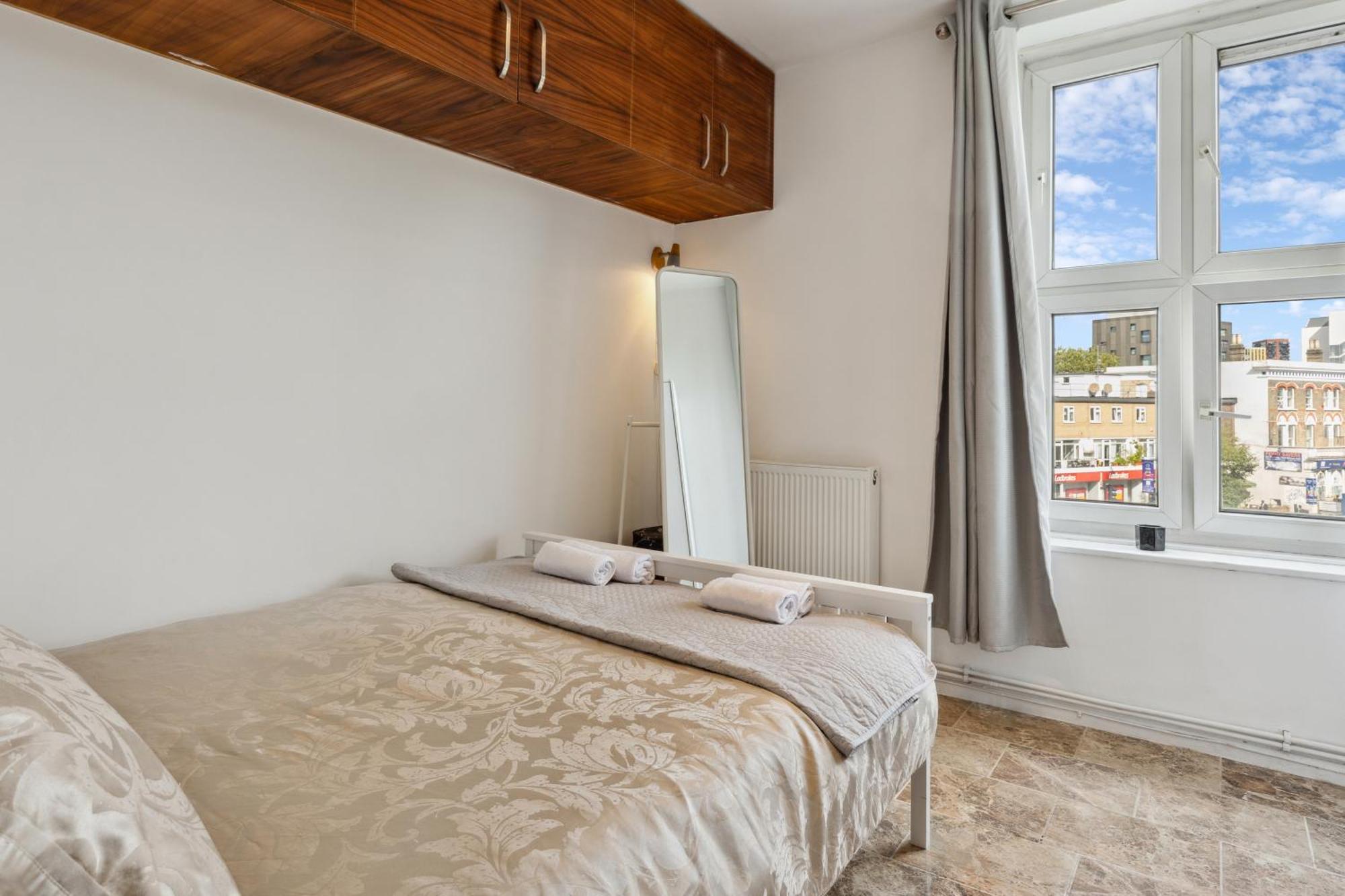 Spacious 3 Bedroom Near Attractions