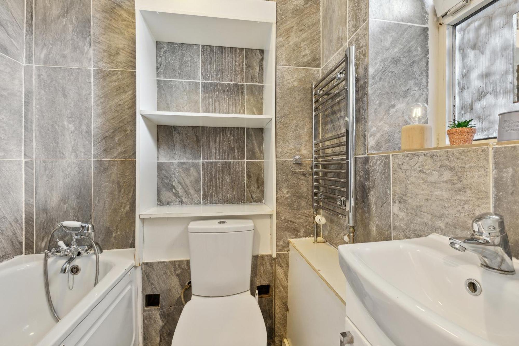 Spacious 3 Bedroom Near Attractions Apartamento Londres