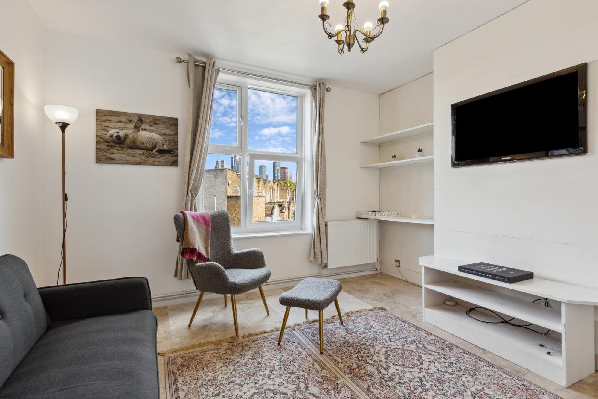 Spacious 3 Bedroom Near Attractions *