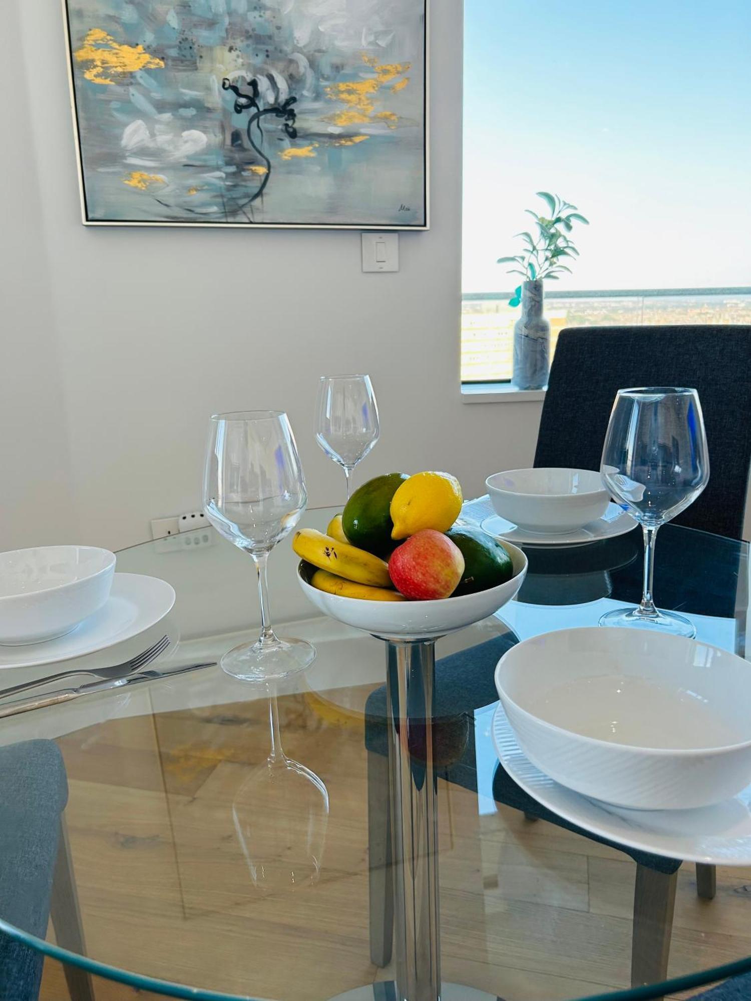 Luxury Sea View Two Bed Penthouse In Battersea Appartement