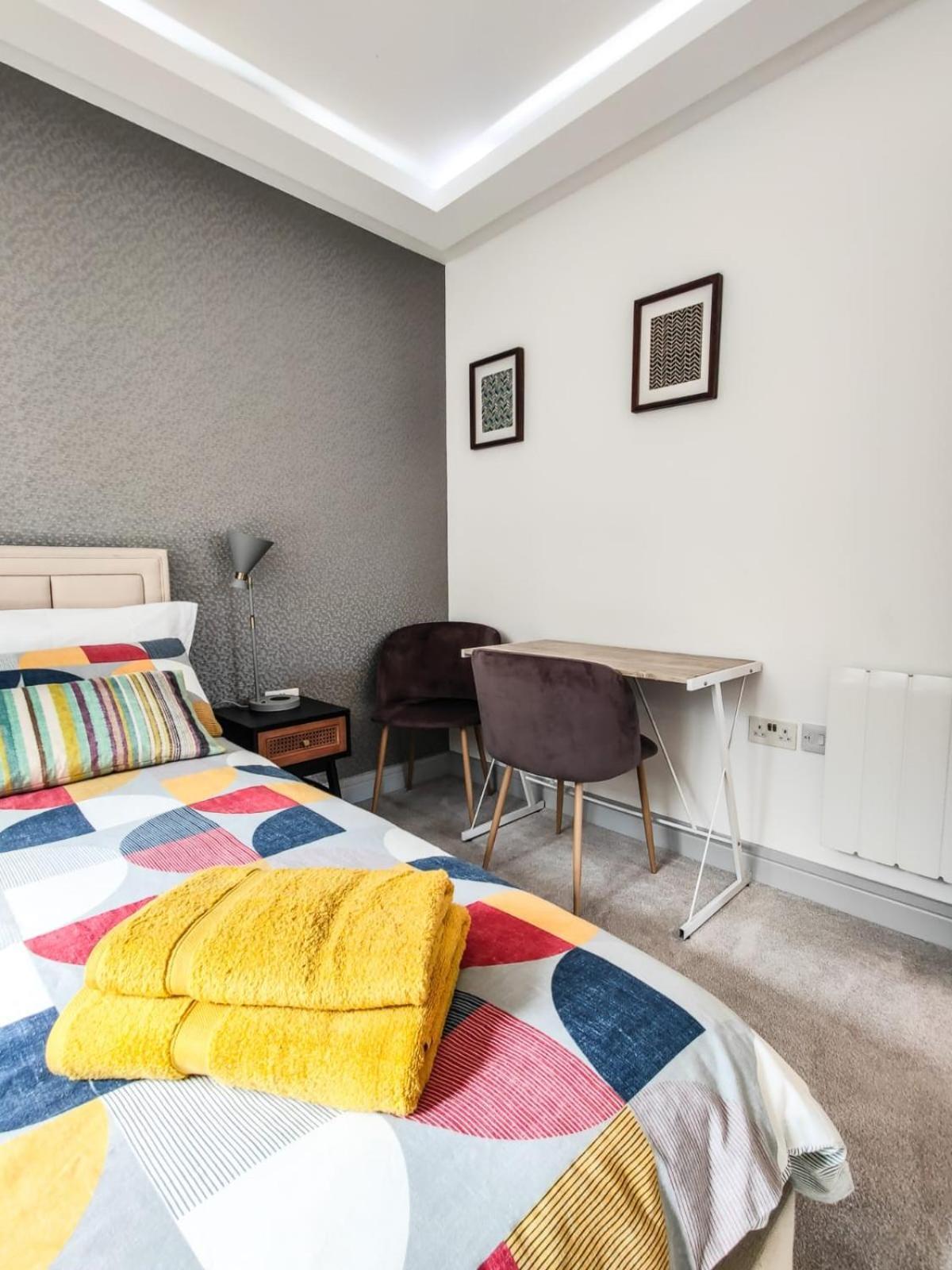 Stylish Modern In Nw6 Londres