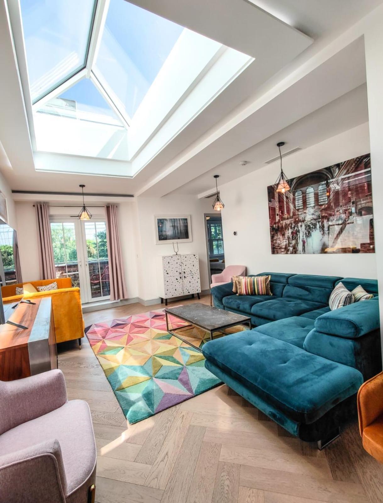 Stylish Modern In Nw6