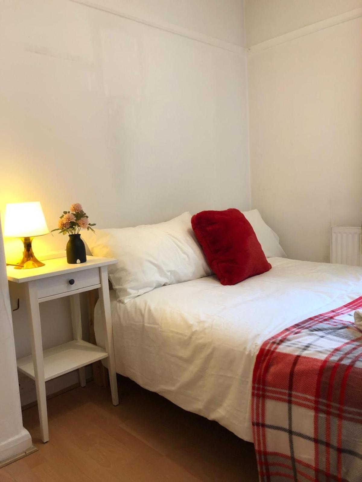 Comfy Private Bedrooms Near O2 Forum Kentish Town, Camden Privatunterkunft