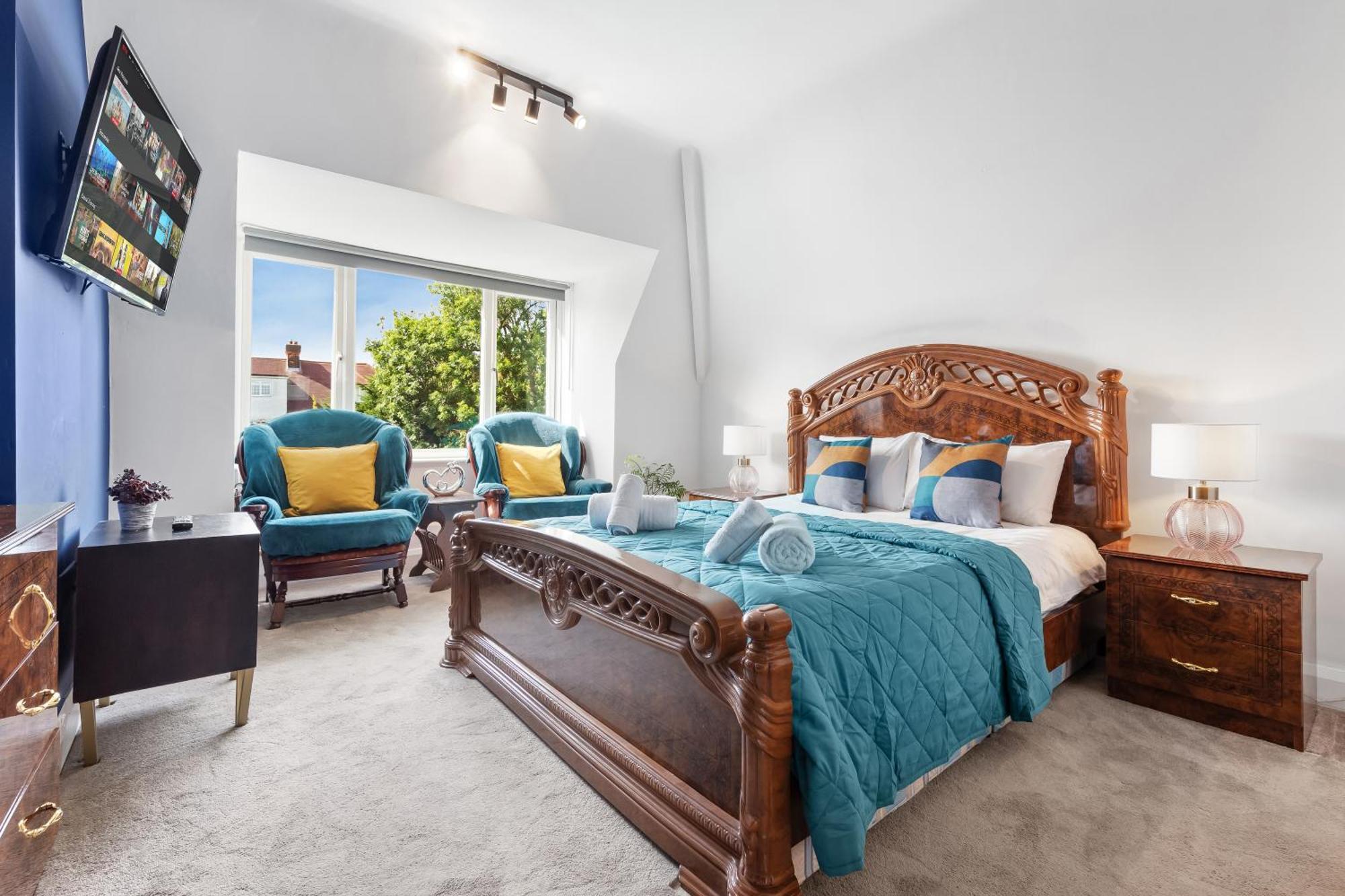 Duplex 3 Bed - Near Station - Golders - Apartment *