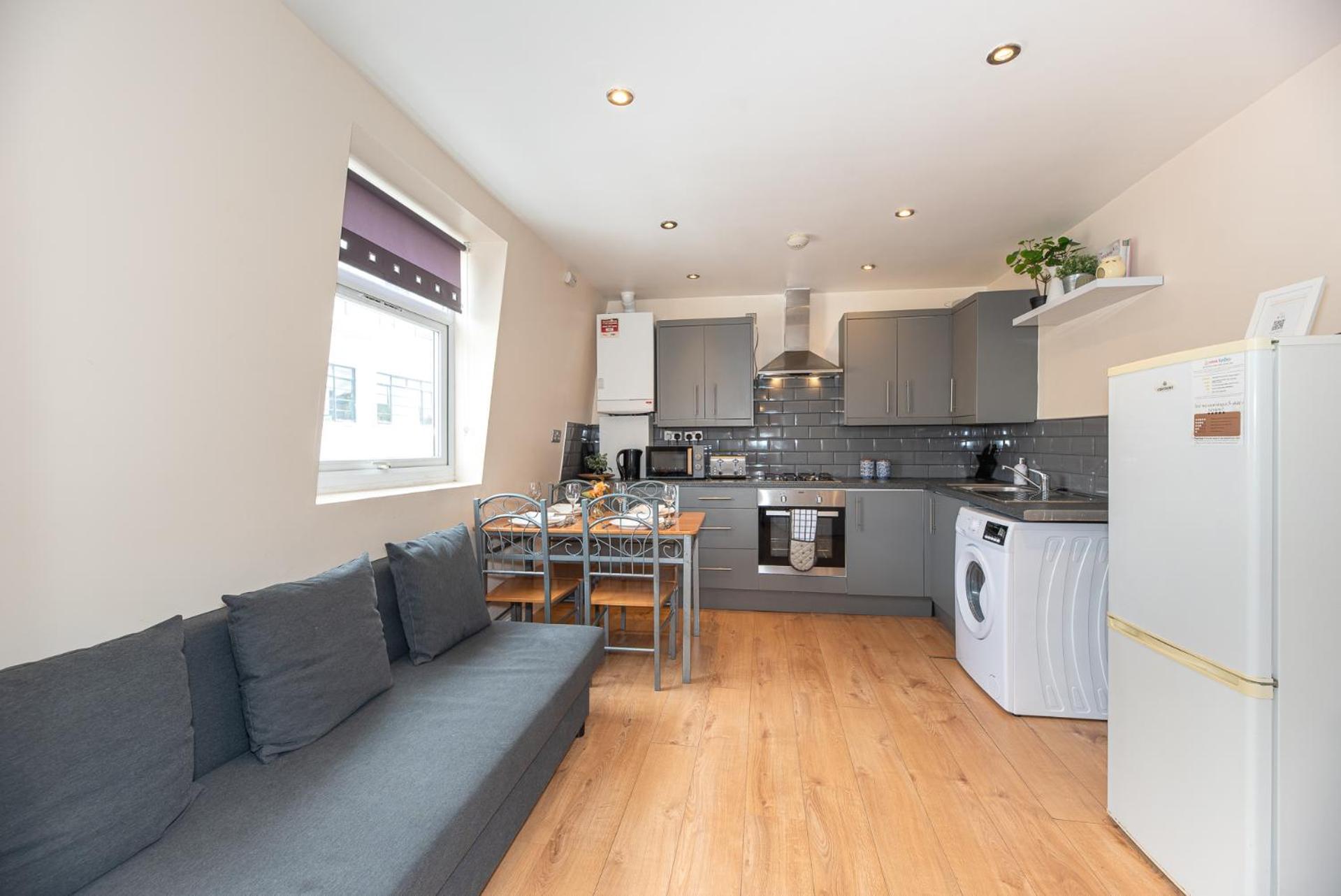 Lovely 3 Bedroom Flat , Aldgate, Tower Hill, Whitechapel Appartement