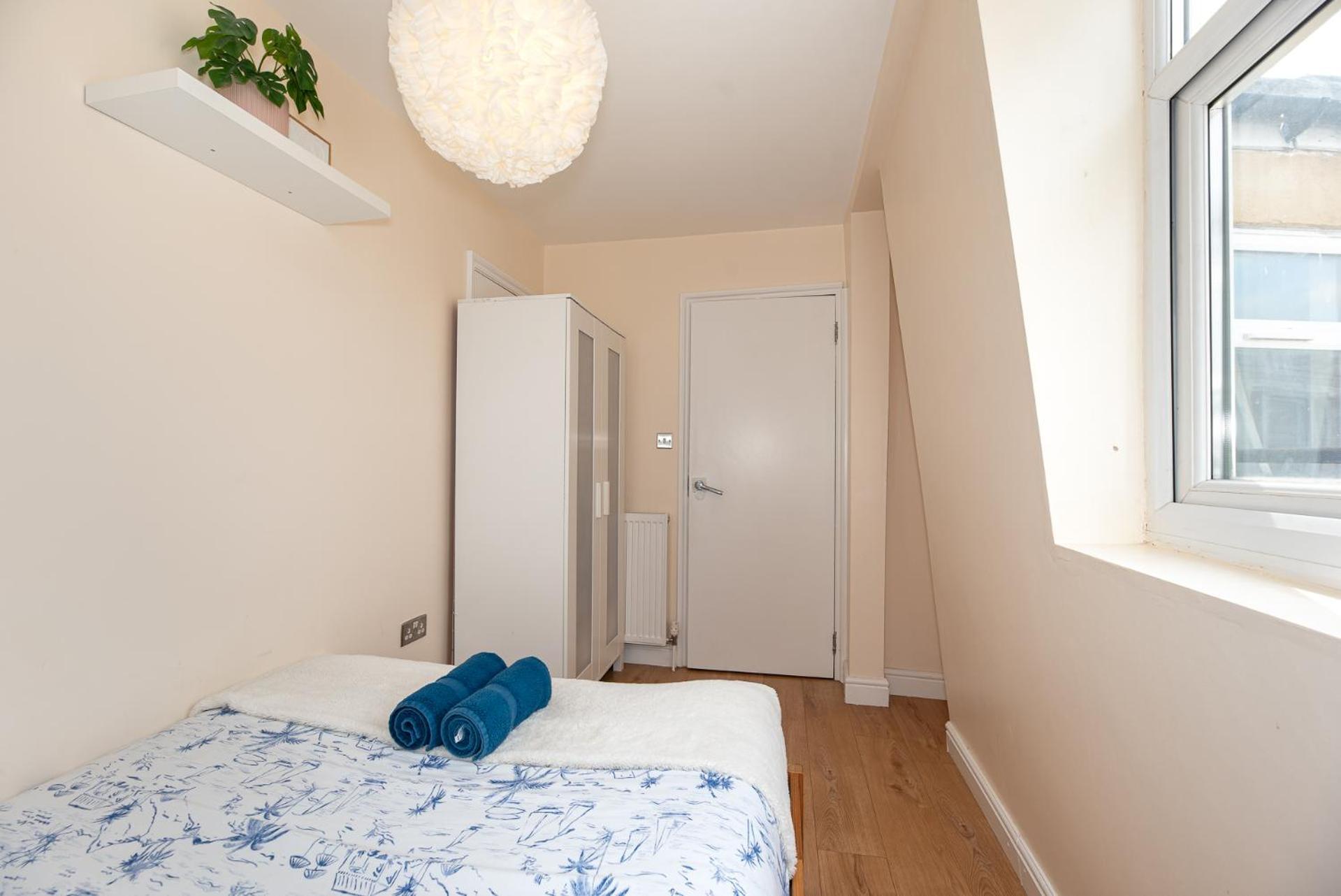 Lovely 3 Bedroom Flat , Aldgate, Tower Hill, Whitechapel * Londen
