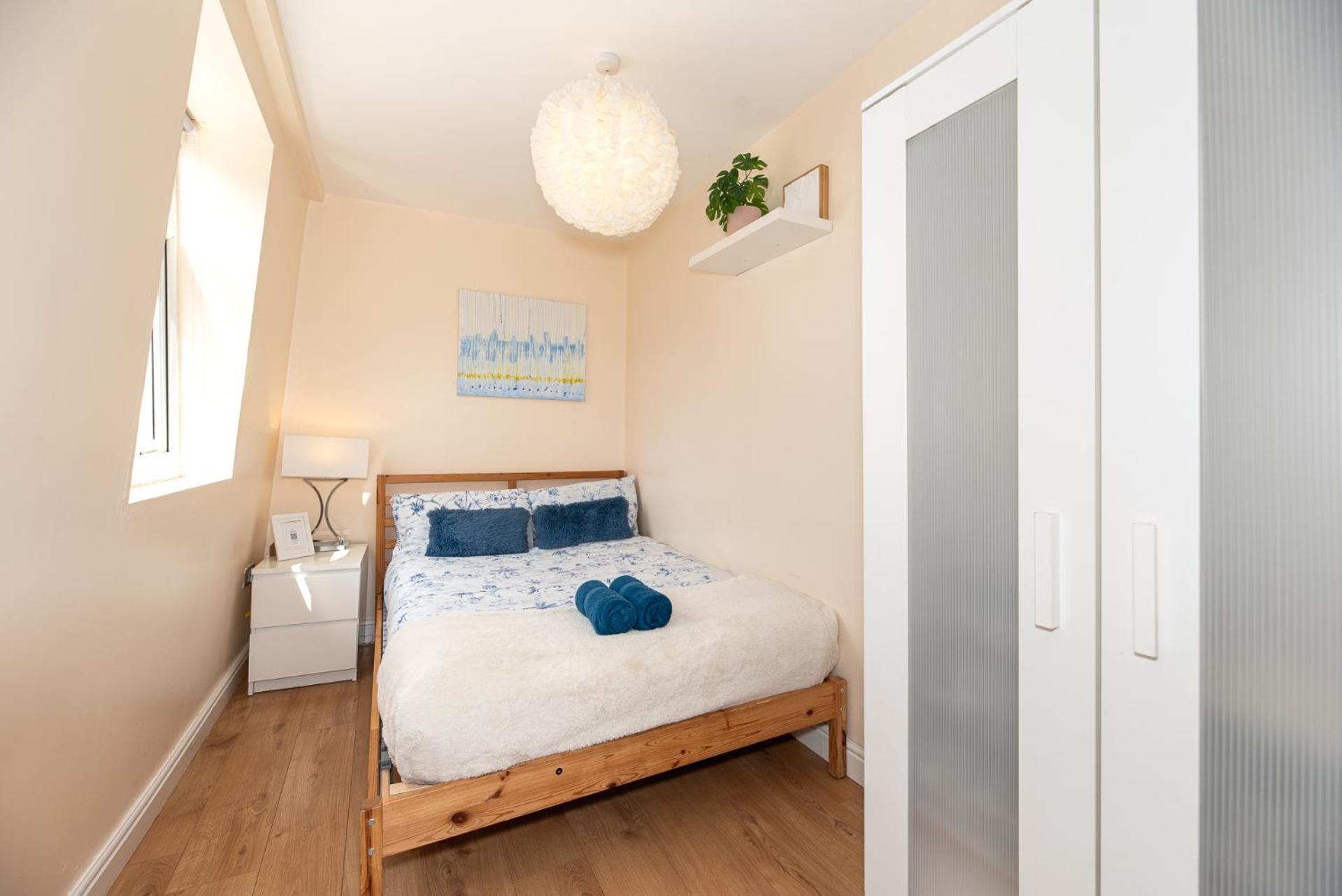 Lovely 3 Bedroom Flat , Aldgate, Tower Hill, Whitechapel Appartement Londen