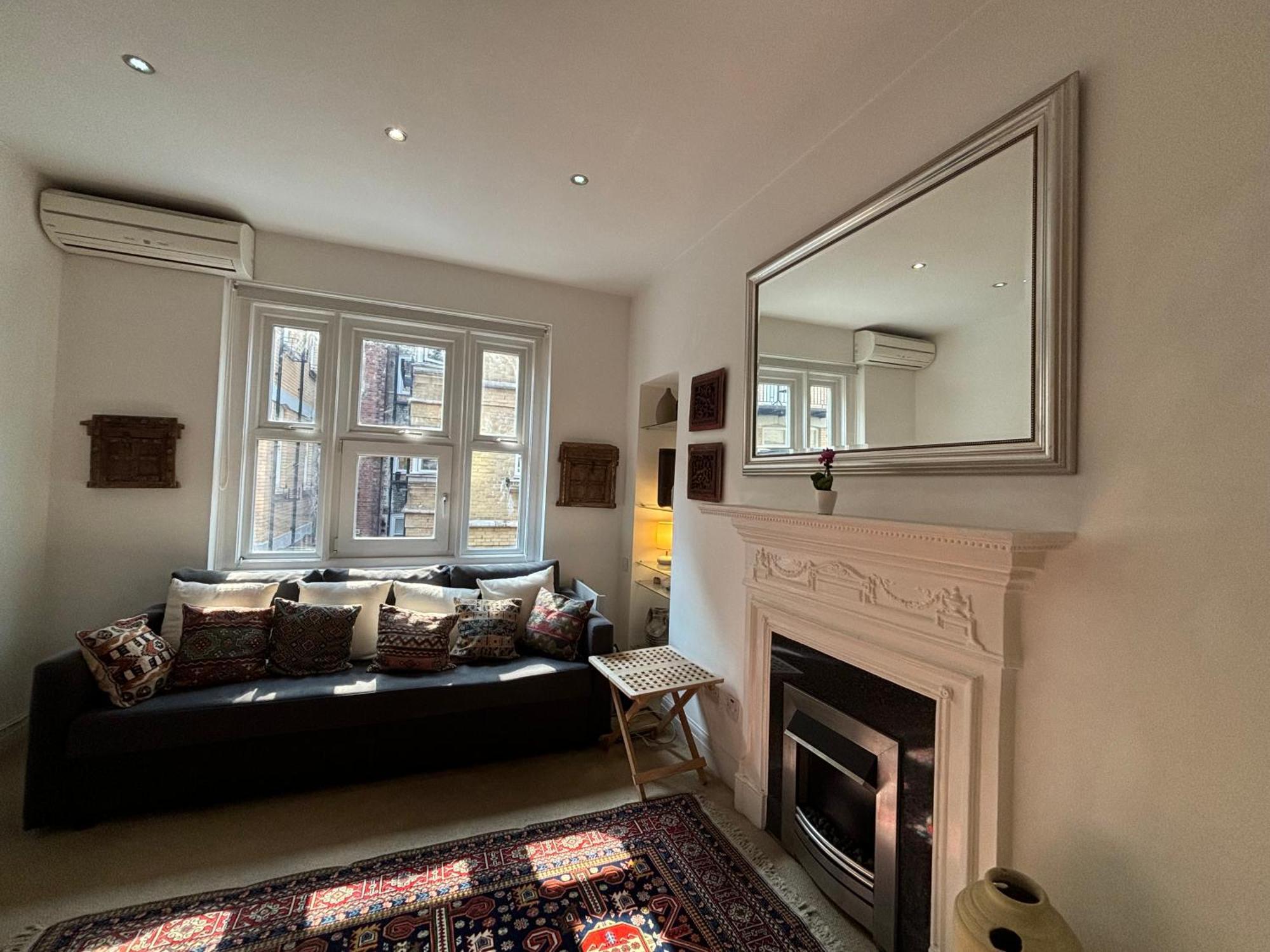Superbly Located 1bd Flat Heart Of Fitzrovia * Londres
