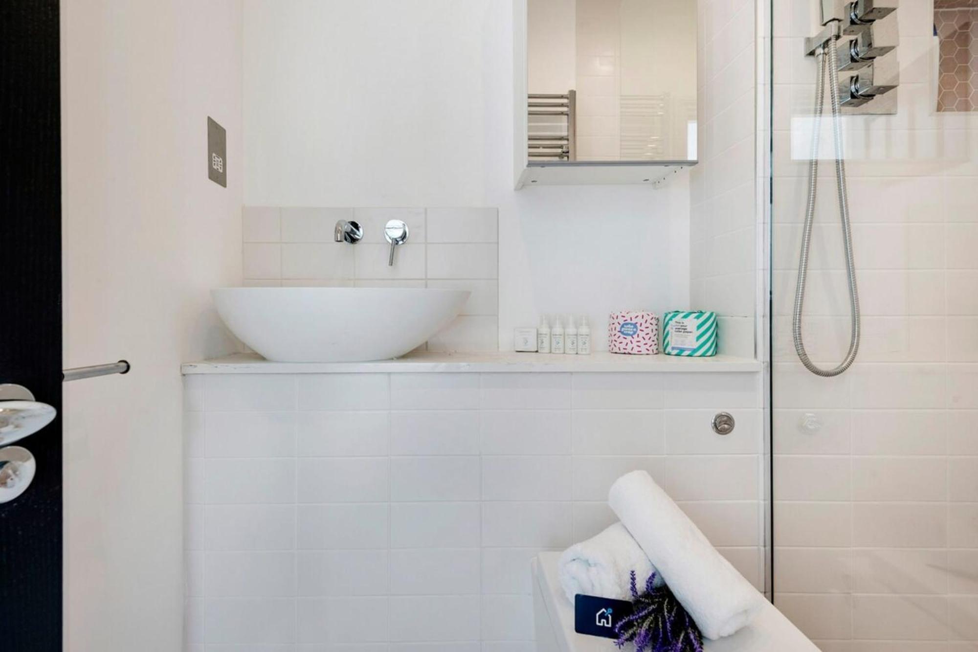 Modern And Bright Highgate Gem Appartement