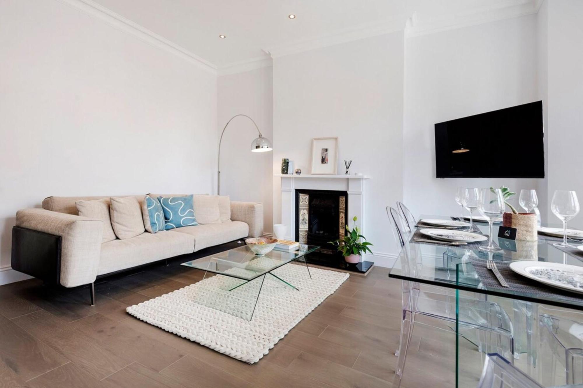 Modern And Bright Highgate Gem
