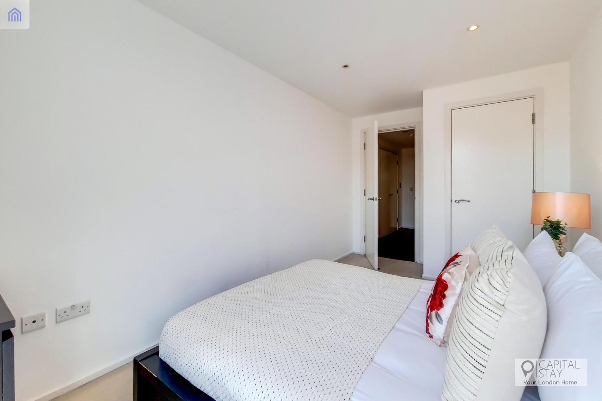 Excel - One Bed Apartamento
