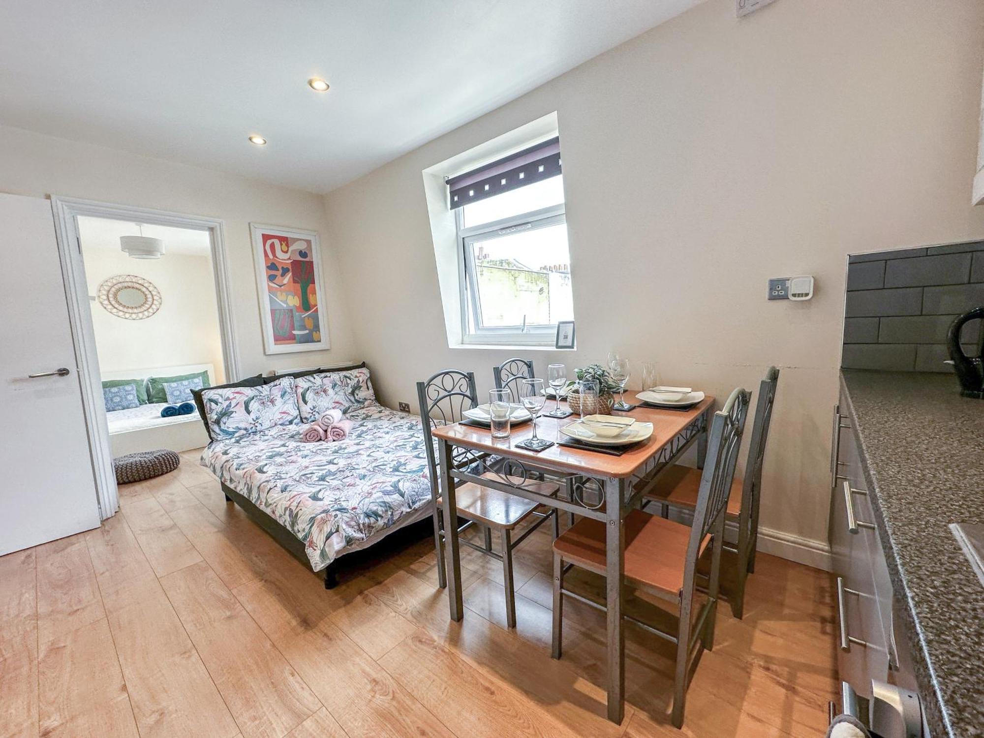 Lovely 3 Bedroom Flat , Aldgate, Tower Hill, Whitechapel