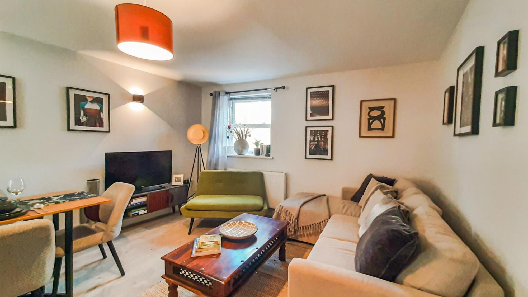 Stunning 2 Bedrooms Appartement