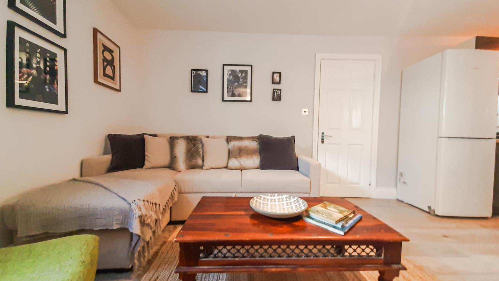 Stunning 2 Bedrooms Appartement *