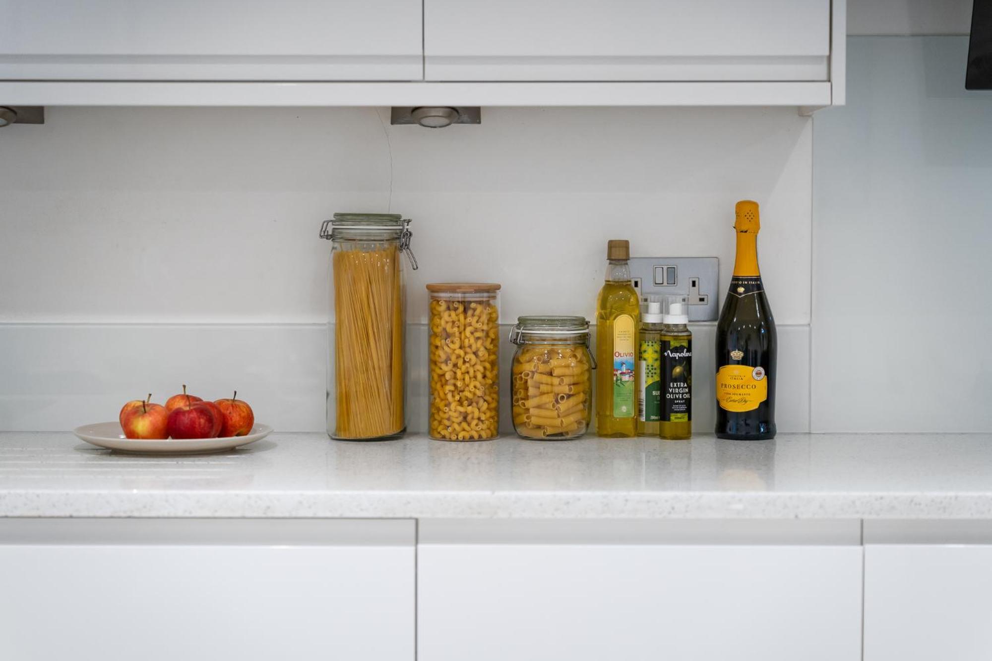 4br 2ba House By Livestay Short Lets & Serviced Near Oxford Circus With 2 Private Patios * Londres