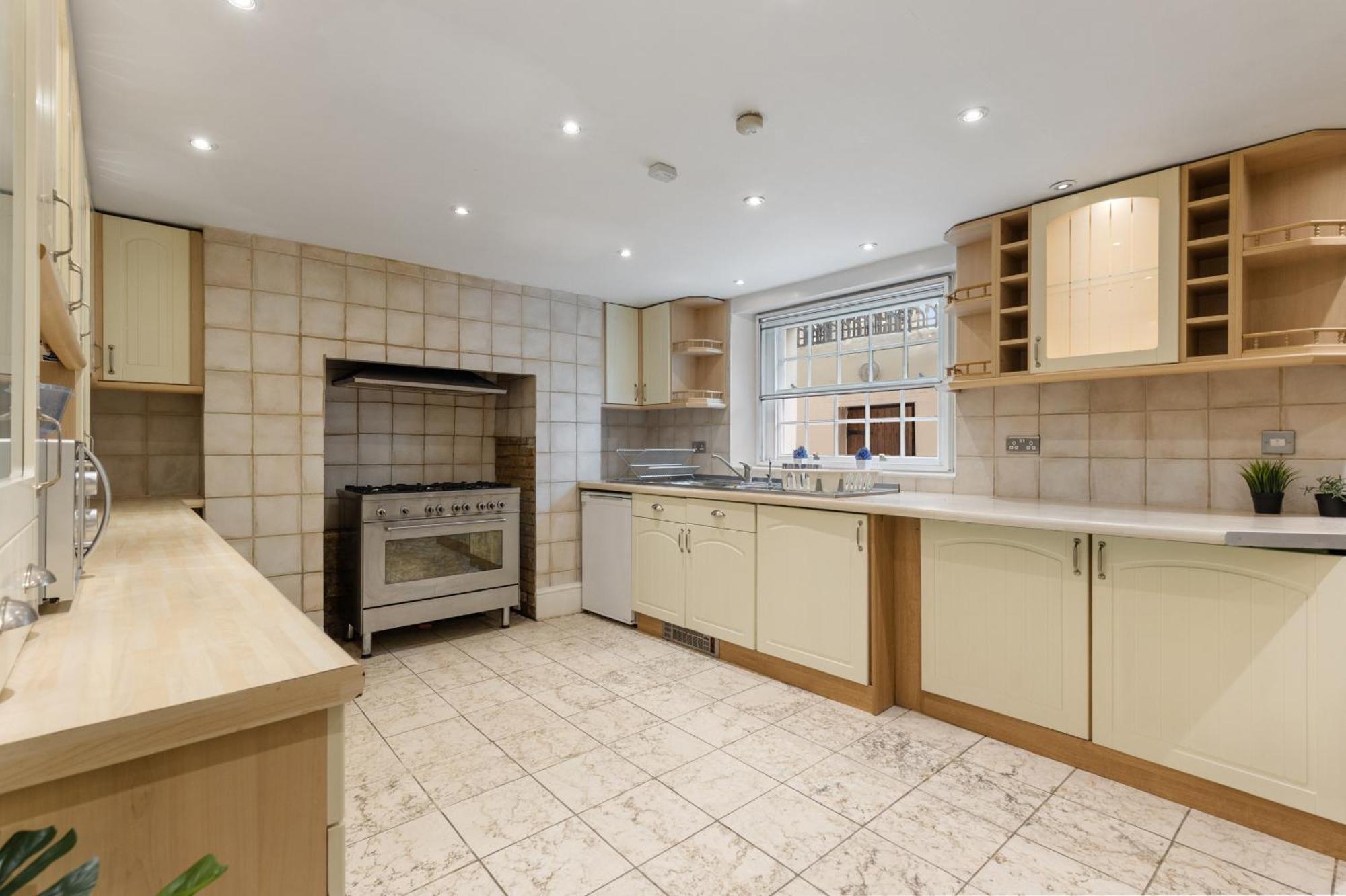 Parea Living - Spacious 4 Story House, Families, Big Groups Apartamento *