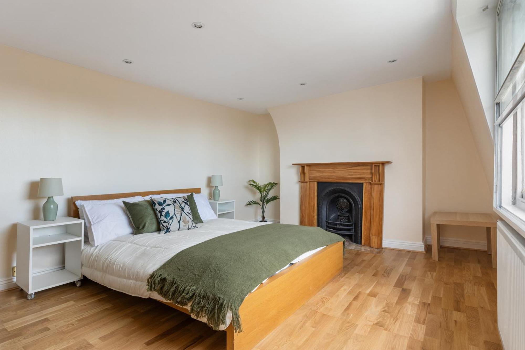 Parea Living - Spacious 4 Story House, Families, Big Groups Apartamento Londres