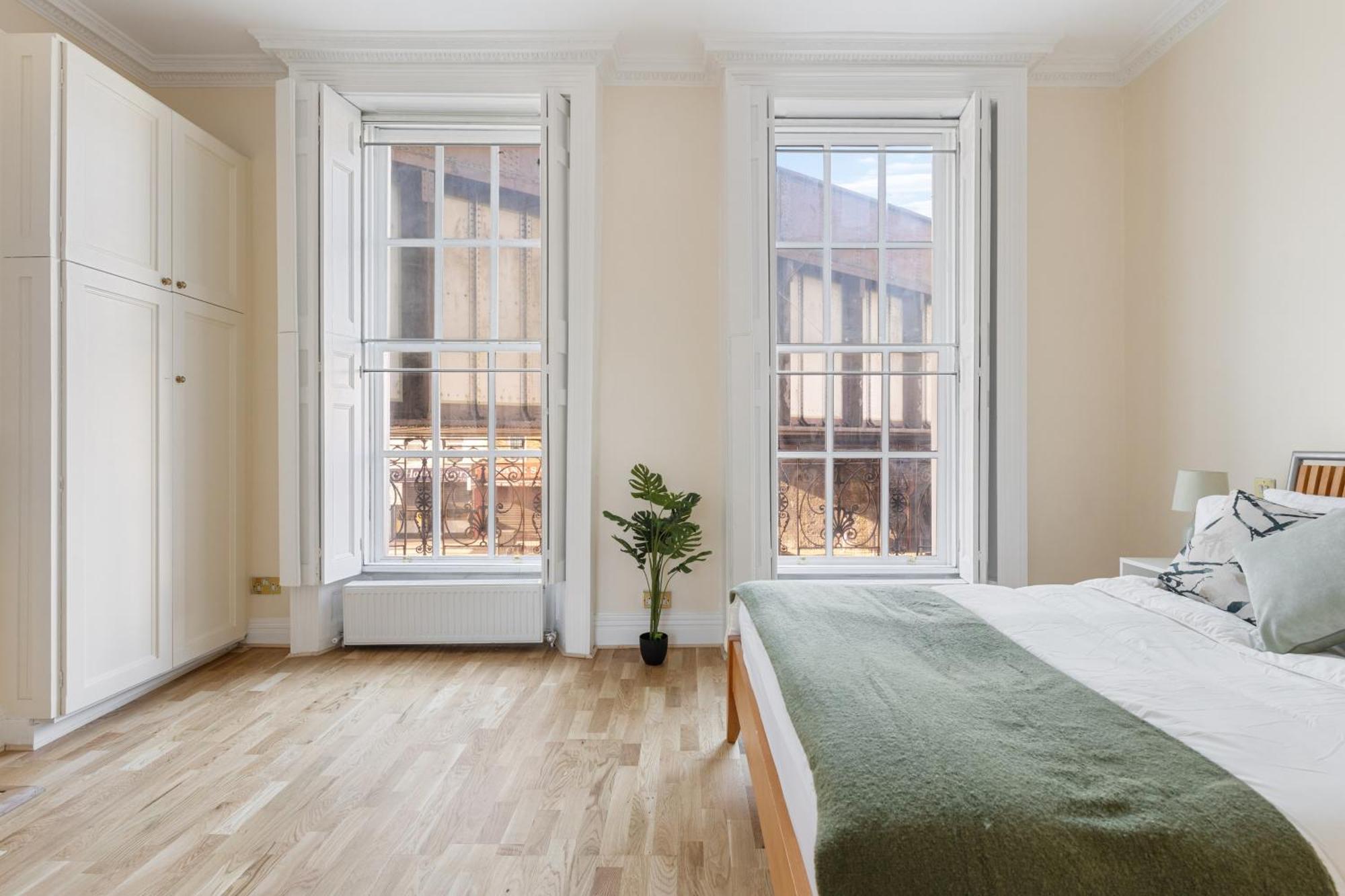 Parea Living - Spacious 4 Story House, Families, Big Groups * Londres