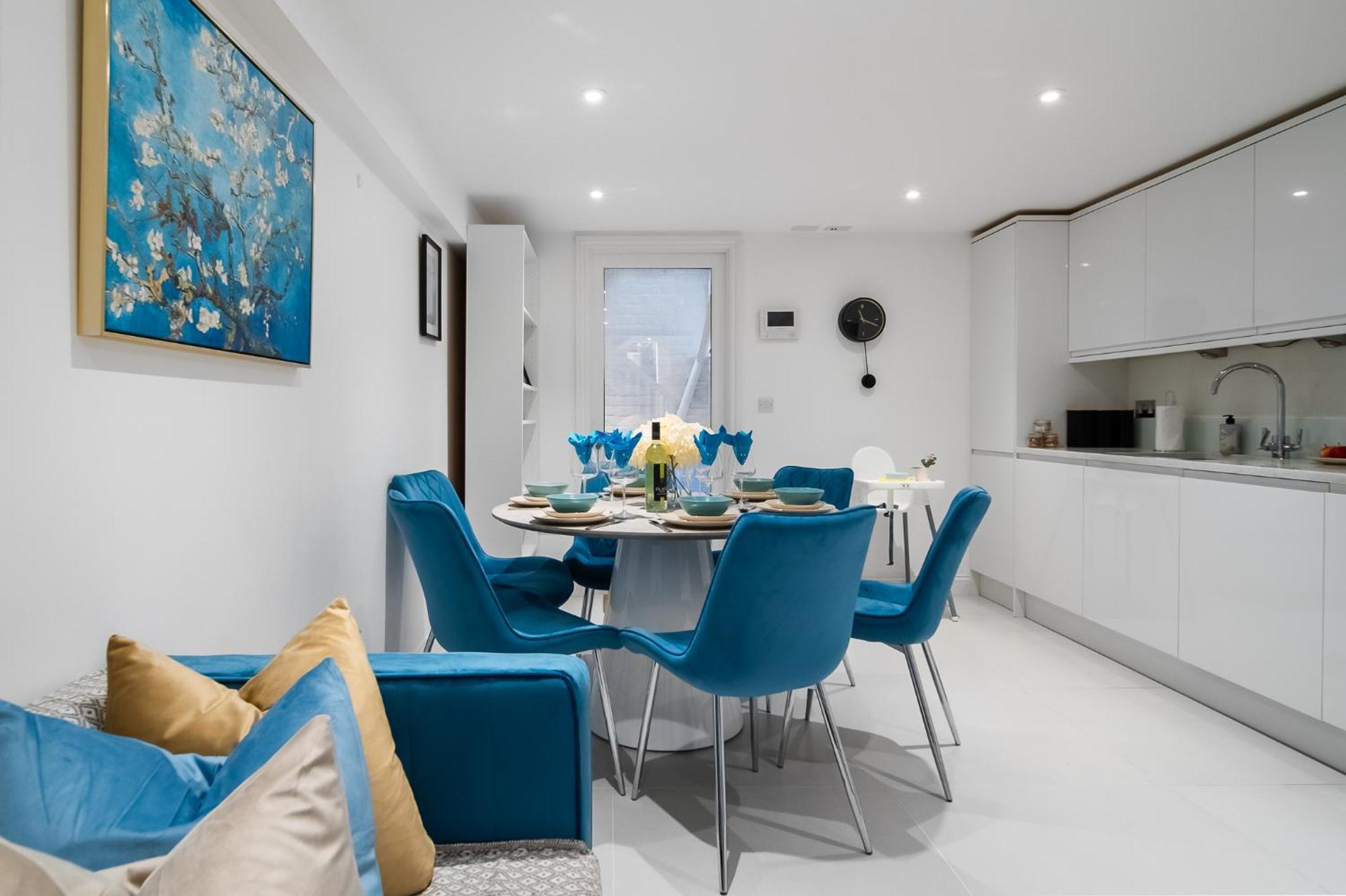 Casa de férias 4br 2ba House By Livestay Short Lets & Serviced Near Oxford Circus With 2 Private Patios