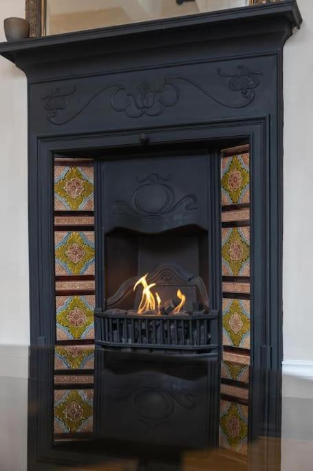 Upscale 2 Bedroom Clapham Common *