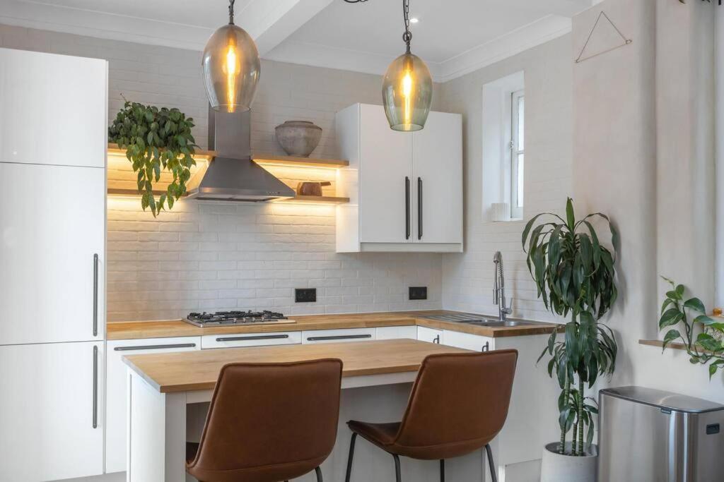 Upscale 2 Bedroom Clapham Common Appartement *