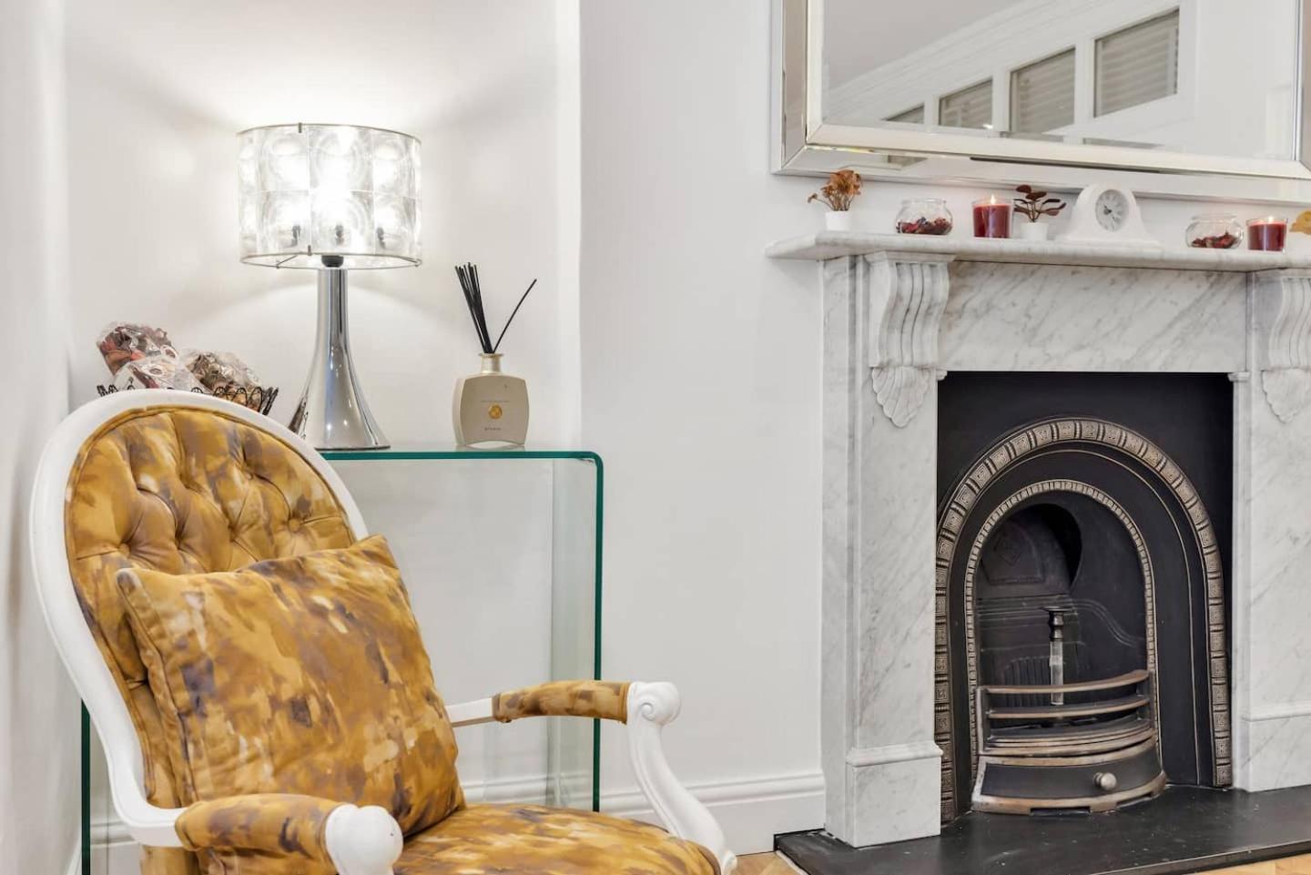 3 Bedroom 2 Bathroom Victorian Flat In Kensington Apartamento *