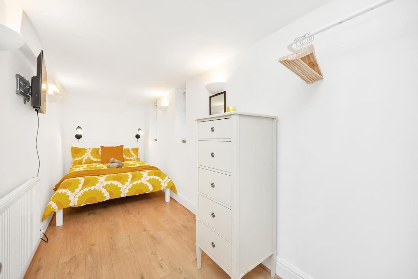 Apartamento 3 Bedroom 2 Bathroom Victorian Flat In Kensington